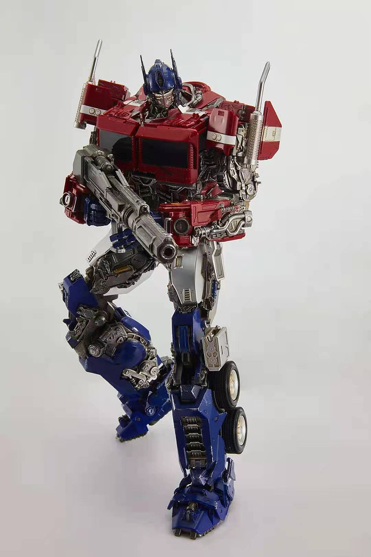 Magnificent Mecha MM-01 (Optimus Prime) Color Images
